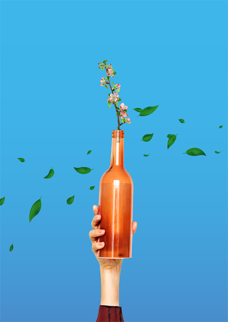 GH - gemeinsam nachhaltiger Hand hält Flasche mit vielen Blumen